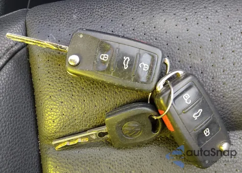 2016 Volkswagen Tiguan S z USA, uszkodzony, nr VIN WVGBV7AX2GW066423